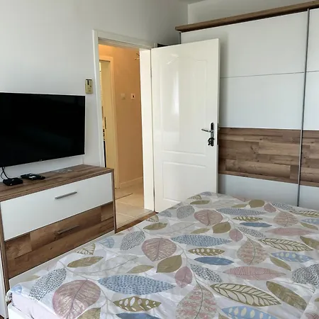 Mirrart House - просторен луксозен - 3 спални - 2 бани - център * Filibe