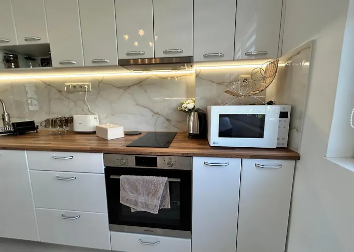 Mirrart House - просторен луксозен - 3 спални - 2 бани - център * Plowdiw