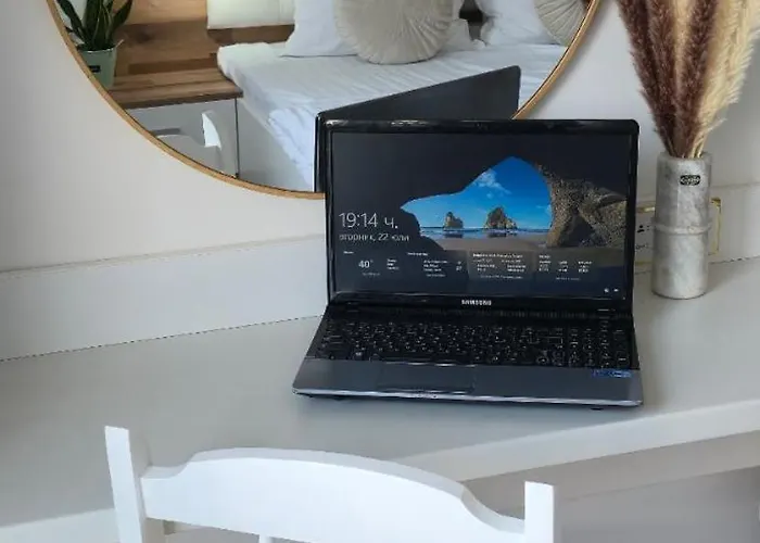 Apartment Mirrart House - просторен луксозен - 3 спални - 2 бани - център *